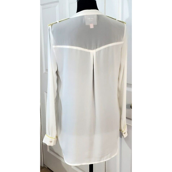 ROMEO & JULIET COUTURE SZ M White Sheer Blouse Zip pocket Shirt Full Zip Top EUC - Picture 4 of 8